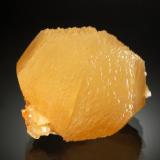 Calcite<br />Creigiau Quarry, Cardiff, South Glamorgan, Wales / United Kingdom<br />4.4 x 4.8 cm.<br /> (Author: crosstimber)