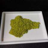 Autunita<br />Mina Senhora da Assunção, Aldeia Nova, Ferreira de Aves, Sátão, Distrito Viseu, Portugal<br />4cm x 3cm<br /> (Autor: srm13151)