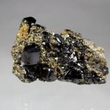 Sphalerite, PyriteRodna Mountains, Maramures, Romania80mm x 55mm x 50mm (Author: Don Lum)