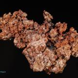 Cobre<br />Concesión Cerro Muriano, Filón Cerro Muriano, Cerro Muriano, Dehesa de Campo Bajo y Suerte Lentisca, Obejo, Comarca Valle del Guadiato, Córdoba, Andalucía, España<br />4 x 3 cm<br /> (Autor: Ricardo Fimia)