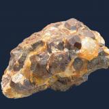 Almandino (Grupo Granate)Cerro de la Sal Quarry. Dos Puntos claim, Sierra Albarrana, Hornachuelos, Comarca Valle Medio del Guadalquivir, Córdoba, Andalusia, Spain40 x 30 mm (Autor: Antonio Carmona)