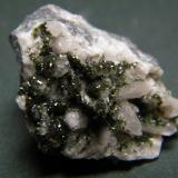 Olivenite and CalciteMina Tsumeb, Tsumeb, Región Otjikoto, Namibia28mm x 21mm x 16mm (Author: Heimo Hellwig)