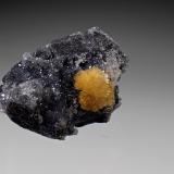 Valentinite<br />Xikuangshan Sb deposit, Lengshuijiang, Loudi Prefecture, Hunan Province, China<br />35mm x 28mm x 17mm<br /> (Author: Don Lum)