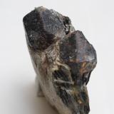 AlmandinoSierra Albarrana, Hornachuelos, Comarca Valle Medio del Guadalquivir, Córdoba, Andalusia, Spain9 x 8 x 3 cm (Autor: Antonio Alcaide)