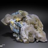 Plumbogummite and Pyromorphite<br />Yangshuo / Laohu area, Haiyang Mountains, Guilin Prefecture, Guangxi Zhuang Autonomous Region, China<br />110 x 66 mm<br /> (Author: Manuel Mesa)