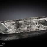 Quartz<br />Jinkouhe District, Leshan Prefecture, Sichuan Province, China<br />137 x 33 mm<br /> (Author: Manuel Mesa)