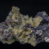 Fluorite, Marcasite, Quartz<br />Marienschacht Mine, Wölsendorf, Schwarzach bei Nabburg, Wölsendorf West District, Upper Palatinate/Oberpfalz, Bavaria/Bayern, Germany<br />9.5 x 4.4 cm<br /> (Author: am mizunaka)