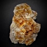 Fluorite<br />Flamboro Quarry, West Flamborough Township, Hamilton, Ontario, Canada<br />90mm x 60mm x 45mm<br /> (Author: Philippe Durand)