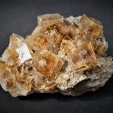 Fluorite<br />Flamboro Quarry, West Flamborough Township, Hamilton, Ontario, Canada<br />90mm x 60mm x 45mm<br /> (Author: Philippe Durand)