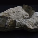 Pirita<br />Mina Ampliación a Victoria, Sierra de Alcarama, Navajún, Comarca Cervera, La Rioja, España<br />15 x 7 x 6 cm<br /> (Autor: Antonio Alcaide)