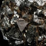 Helvine<br />Huanggang Mines, Hexigten Banner (Kèshíkèténg Qí), Chifeng (Ulanhad), Inner Mongolia Autonomous Region, China<br />12 mm<br /> (Author: Manuel Mesa)