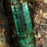 Beryl (variety emerald), Calcite<br />Chivor mining district, Porvenir Mine, Municipio Chivor, Eastern Emerald Belt, Boyacá Department, Colombia<br />65x87x77mm, main xl=43mm<br /> (Author: Fiebre Verde)