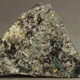 Oro<br />Mina La Farola, Cerro Pintado, Distrito Las Pintadas, Tierra Amarilla, Provincia Copiapó, Región Atacama, Chile<br />53x54x34 mm<br /> (Autor: Juan Espino)