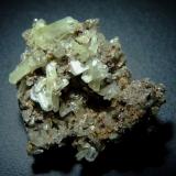 Cerusita (variedad cerusita cromífera)<br />Mina Kapi, Campo minero Dundas Norte, Distrito Zeehan, Consejo Costa Oeste, Tasmania, Australia<br />25x24 mm.<br /> (Autor: Jesus Franquesa Baucells)