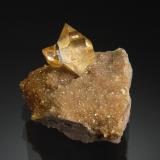 QuartzMina Crystal Grove Diamond, St Johnsville, Montgomery County, New York, USA2.7 x 2.2 cm (Author: crosstimber)