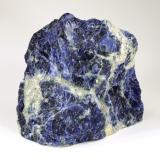 Sodalite, QuartzMina Sodalita, Orotumba, Swartbooisdrif, Región Kunene, Namibia82x74x43mm (Author: Fiebre Verde)