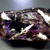 Quartz (variety amethyst, variety smoky)<br />Brandberg area, Erongo Region, Namibia<br />60 mm x 28 mm x 27 mm<br /> (Author: Don Lum)