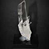 Quartz<br />Freney d'Oisans, Le Bourg d'Oisans, Grenoble, Isère, Auvergne-Rhône-Alpes, France<br />70mm x 20mm x 20mm<br /> (Author: Philippe Durand)