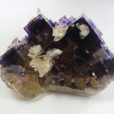 Fluorite, CalciteMinerva I Mine, Ozark-Mahoning group, Cave-in-Rock Sub-District, Hardin County, Illinois, USA74 mm x 60 mm x 49 mm (Author: Don Lum)