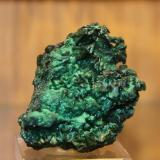 Malachite<br />Kiswishi, Lubumbashi (Elizabethville), Katanga Copper Crescent, Haut-Katanga (Shaba), Democratic Republic of the Congo (Zaire)<br />47 mm x 52 mm x 34 mm<br /> (Author: franjungle)