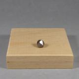Cobaltita<br />Minas Skuterud, Modum, Viken, Noruega<br />0,8 x 0,7 x 0,7 cm.<br /> (Autor: J. G. Alcolea)