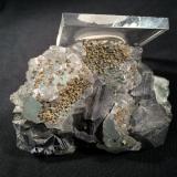 Galena, Fluorite, Chalcopyrite<br />Naica Mine, Naica, Municipio Saucillo, Chihuahua, Mexico<br />90 mm X 75 mm X 40 mm<br /> (Author: Robert Seitz)