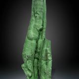 Malachite<br />L'Etoile du Congo Mine, Lubumbashi (Elizabethville), Katanga Copper Crescent, Haut-Katanga (Shaba), Democratic Republic of the Congo (Zaire)<br />147 X 43 mm<br /> (Author: Manuel Mesa)