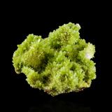 Pyromorphite<br />Daoping Mine, Gongcheng, Guilin Prefecture, Guangxi Zhuang Autonomous Region, China<br />10.5	x 9.0 x 5.5 cm<br /> (Author: MIM Museum)