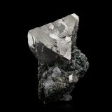 Arsenopyrite on FerberiteYaogangxian Mine, Yizhang, Chenzhou Prefecture, Hunan Province, China11.0	x 7.0 x 10.5 cm (Author: MIM Museum)