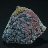 Hematite, Quartz<br />Brézouard, Les Vosges Massif, Lapoutroie, Ribeauvillé, Haut-Rhin, Grand Est, France<br />5.8 x 5.0 cm<br /> (Author: am mizunaka)
