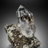 Quartz<br />Goboboseb Mountains, Brandberg area, Erongo Region, Namibia<br />98 x 89 mm<br /> (Author: Manuel Mesa)