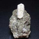 Ortoclasa<br />Dique de pórfido granítico, Plutón de La Cabrera, Embalse de El Atazar, Cervera de Buitrago, Comarca Sierra Norte, Comunidad de Madrid, España<br />40x60 mm<br /> (Autor: Ignacio)
