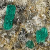 Beryl (variety emerald), Albite (variety cleavelandite), Calcite, Dolomite, Pyrite<br />Chivor mining district, Municipio Chivor, Eastern Emerald Belt, Boyacá Department, Colombia<br />72x71x23mm, xl=14mm<br /> (Author: Fiebre Verde)