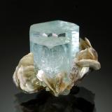 Beryl (variety aquamarine)<br />Nagar, Hunza Valley, Nagar District, Gilgit-Baltistan (Northern Areas), Pakistan<br />2.5 x 3.5 cm<br /> (Author: crosstimber)