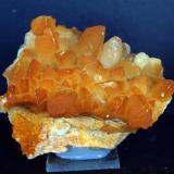 Calcita sobre Dolomita<br />Cantera Candesa, Alto de Verdenueva, Camargo, Comarca Santander, Cantabria, España<br />8 x 6 cm<br /> (Autor: Pedro Antonio)