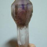 Quartz (variety Amethyst)<br />Goboboseb Mountains, Brandberg area, Erongo Region, Namibia<br />15mm x 43mm x 16mm<br /> (Author: Heimo Hellwig)