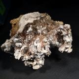 Smithsonite, Baryte, CalciteMina Juanita, Distrito Magdalena, Condado Socorro, New Mexico, USA145 mm x 120 mm x 65 mm (Author: Robert Seitz)