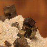 PyriteAmpliación a Victoria Mine, De Alcarama Range, Navajún, Comarca Cervera, La Rioja, Spain13cm x 11cm x 6cm (Author: franjungle)