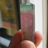 Elbaïte<br />Himalaya Mine, Gem Hill, Mesa Grande District, San Diego County, California, USA<br />5,5 x 1,5 cm<br /> (Author: Benj)