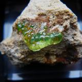 Opal (variety hyalite)Zacatecas, Méxicocrystal : 3 cm (Author: Benj)