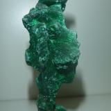 Malachite<br />Kiswishi, Lubumbashi (Elizabethville), Katanga Copper Crescent, Haut-Katanga (Shaba), Democratic Republic of the Congo (Zaire)<br />38mm x 82mm x 44mm<br /> (Author: franjungle)