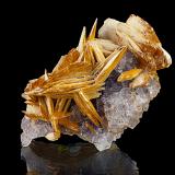 Baryte, Fluorite<br />La Cabaña, Valdelmar, Berbes mining area, Berbes, Ribadesella, Comarca Oriente, Principality of Asturias (Asturias), Spain<br />11 x 7 x 6 cm<br /> (Author: Niels Brouwer)