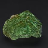 Grossular (variety tsavorite)<br />Merelani Hills, Lelatema Mountains, Simanjiro District, Manyara Region, Tanzania<br />2.1 x 1.7 cm<br /> (Author: am mizunaka)