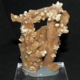 Aragonito<br />Aguas Vivas, Viver, Comarca Alto Palancia, Castellón / Castelló, Comunidad Valenciana / Comunitat Valenciana, España<br />7x6 cm<br /> (Autor: nimfiara)