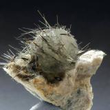 Calcita<br />Cantera Minera I, Cerro de los Serranos, Lebrija, Comarca Bajo Guadalquivir, Sevilla, Andalucía, España<br />3 cm<br /> (Autor: nimfiara)