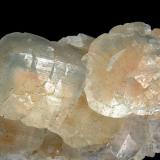 Calcite<br />Leiping Mine, Leiping, Guiyang, Chenzhou Prefecture, Hunan Province, China<br />4.6 x 8.5 cm<br /> (Author: crosstimber)