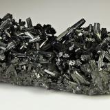 Manganite<br />Ilfeld, Nordhausen, Nordhausen District, Thuringia/Thüringen, Germany<br />110 mm x 54 mm x 39 mm. Mass: 347 g<br /> (Author: Carles Millan)