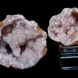 Quartz<br />Monroe County, Indiana, USA<br />4.0 cm<br /> (Author: Bob Harman)