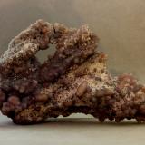 Cuarzo (variedad calcedonia)Zona Mamuju, Provincia Sulawesi Barat, Indonesia125x65x36 mm. (Autor: Juan Espino)