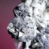 Gersdorffita<br />Aït Ahmane, Agdz, distrito minero Bou Azzer, Provincia Zagora, Región Drâa-Tafilalet, Marruecos<br />Cristales de 4 mm.<br /> (Autor: Antonio P. López)